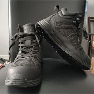 S Fellas. Composite Toe Work Boots. Unisex. Men Size 7. Women Size 9.